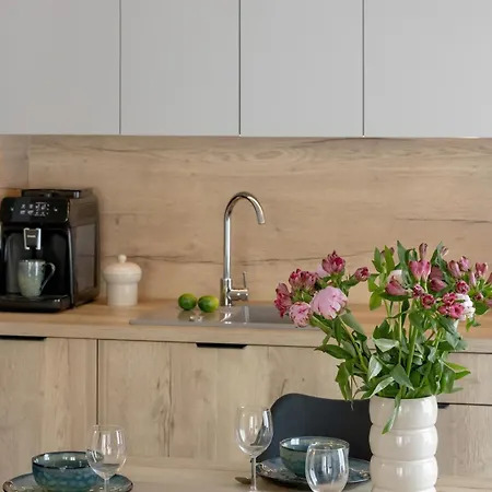 Pelikan D&d דירה