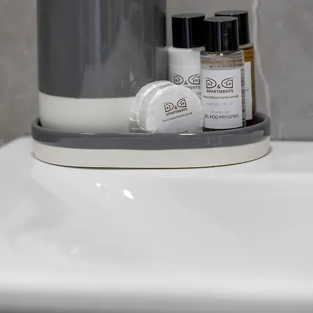 Pelikan D&d דירה *