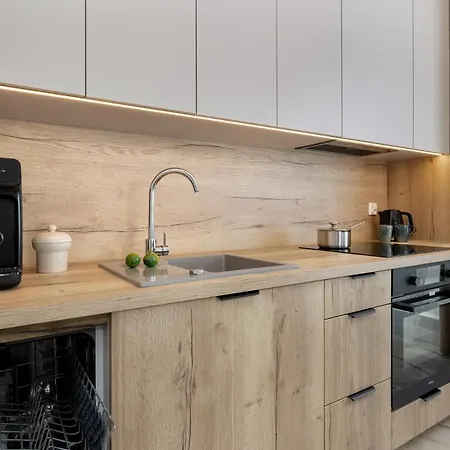 Pelikan D&d * מידז'יוודז'י