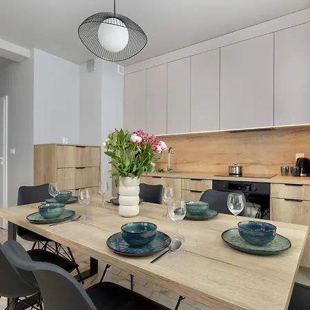 Pelikan D&d דירה *