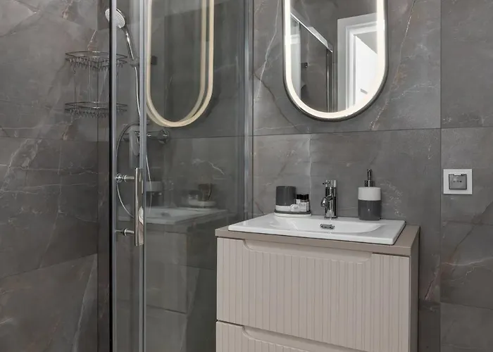 Pelikan D&d * Międzywodzie